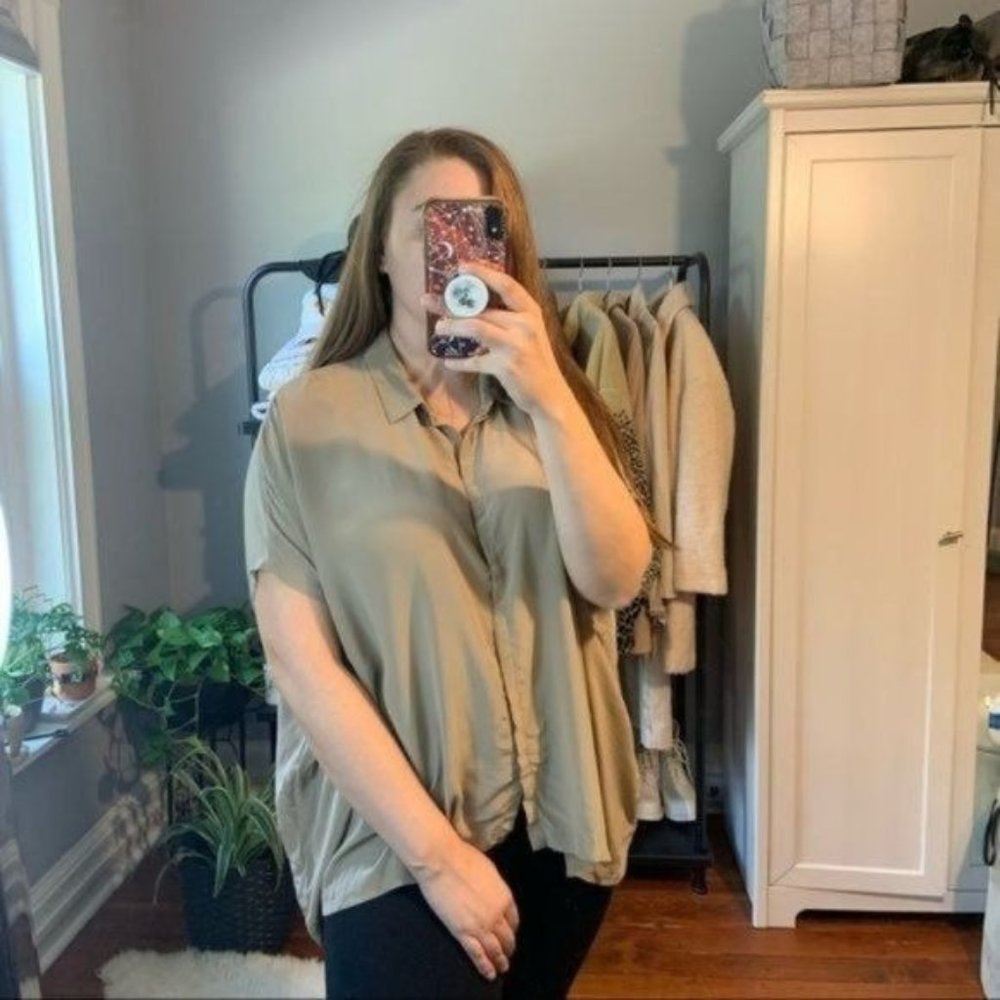 EILEEN FISHER 100% SILK LAGENLOOK BOXY OVERSIZED COLLARED BUTTON DOWN BLOUSE M